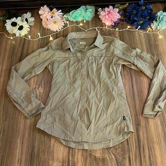 REI Tops - Quick Dry Fishing Shirt REI